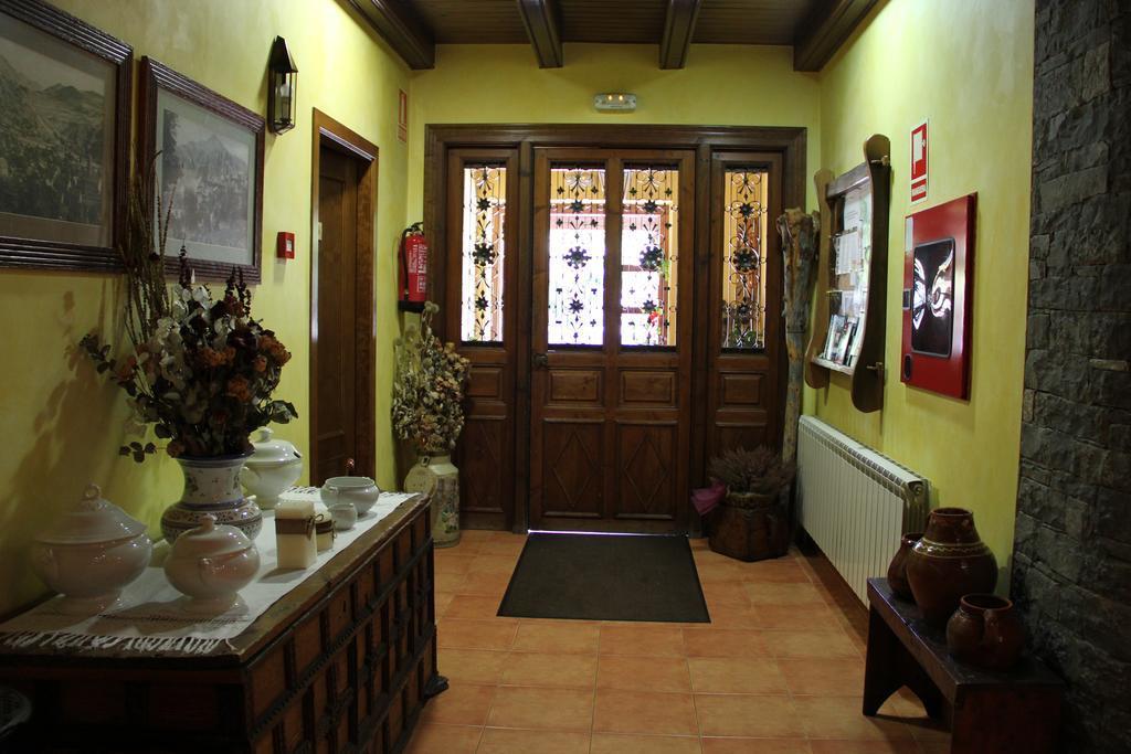Hotel Rantiner Estación Dış mekan fotoğraf